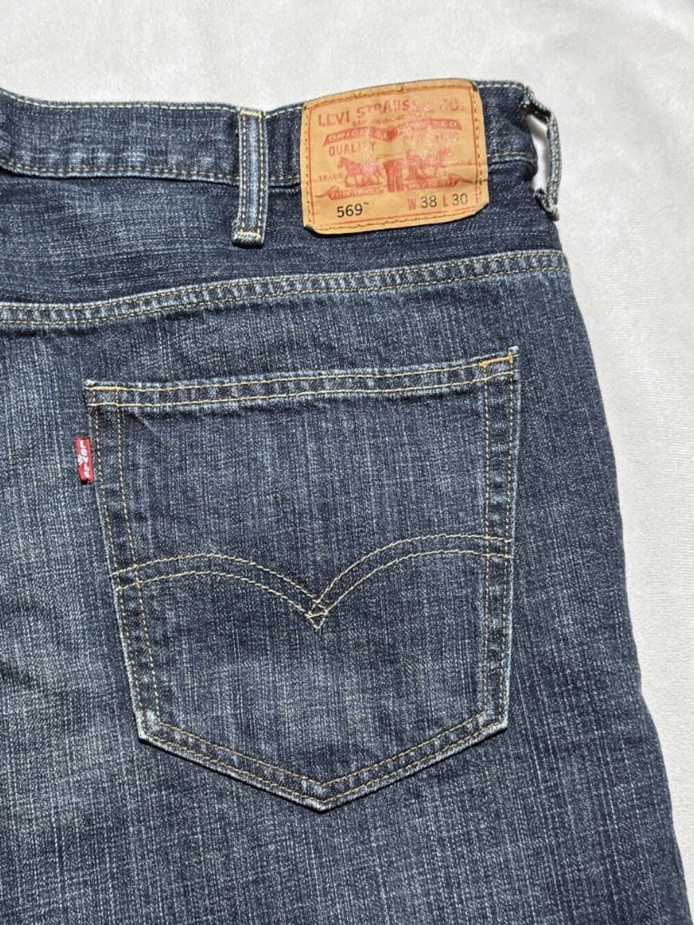 Levi's 569 Mens Loose Fit Jeans 38/30 Blue 100% Cotton Straight Leg Dark Wash